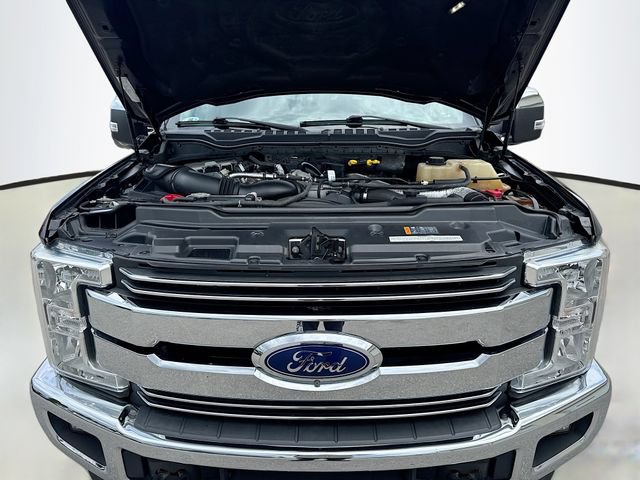 Used 2018 Ford F350 Lariat w/ Lariat Ultimate Package AWD/4WD image 34