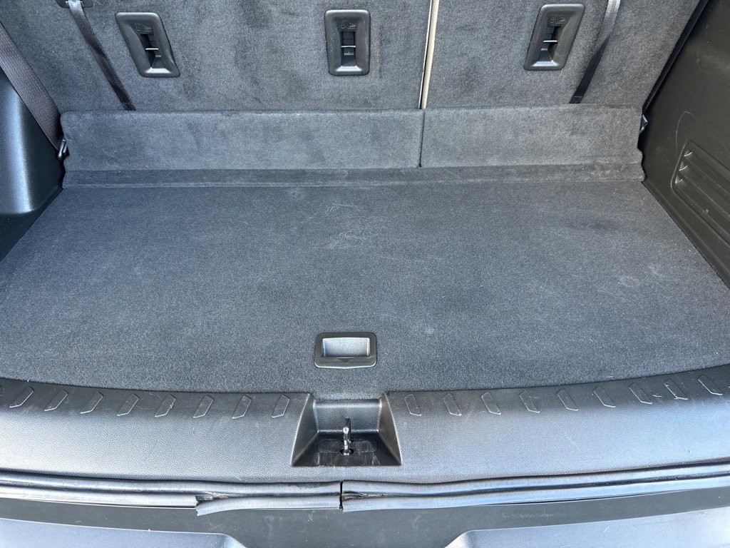 Used 2022 Chevrolet Traverse LT image 13