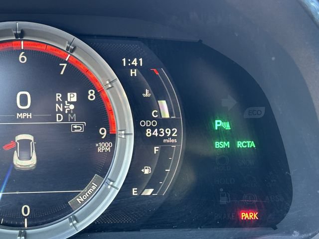 Used 2018 Lexus LC 500 Coupe w/ Sport Package RWD image 29