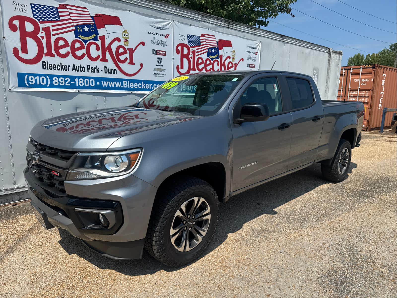 Used 2021 Chevrolet Colorado Z71 w/ Safety Package AWD/4WD image 6