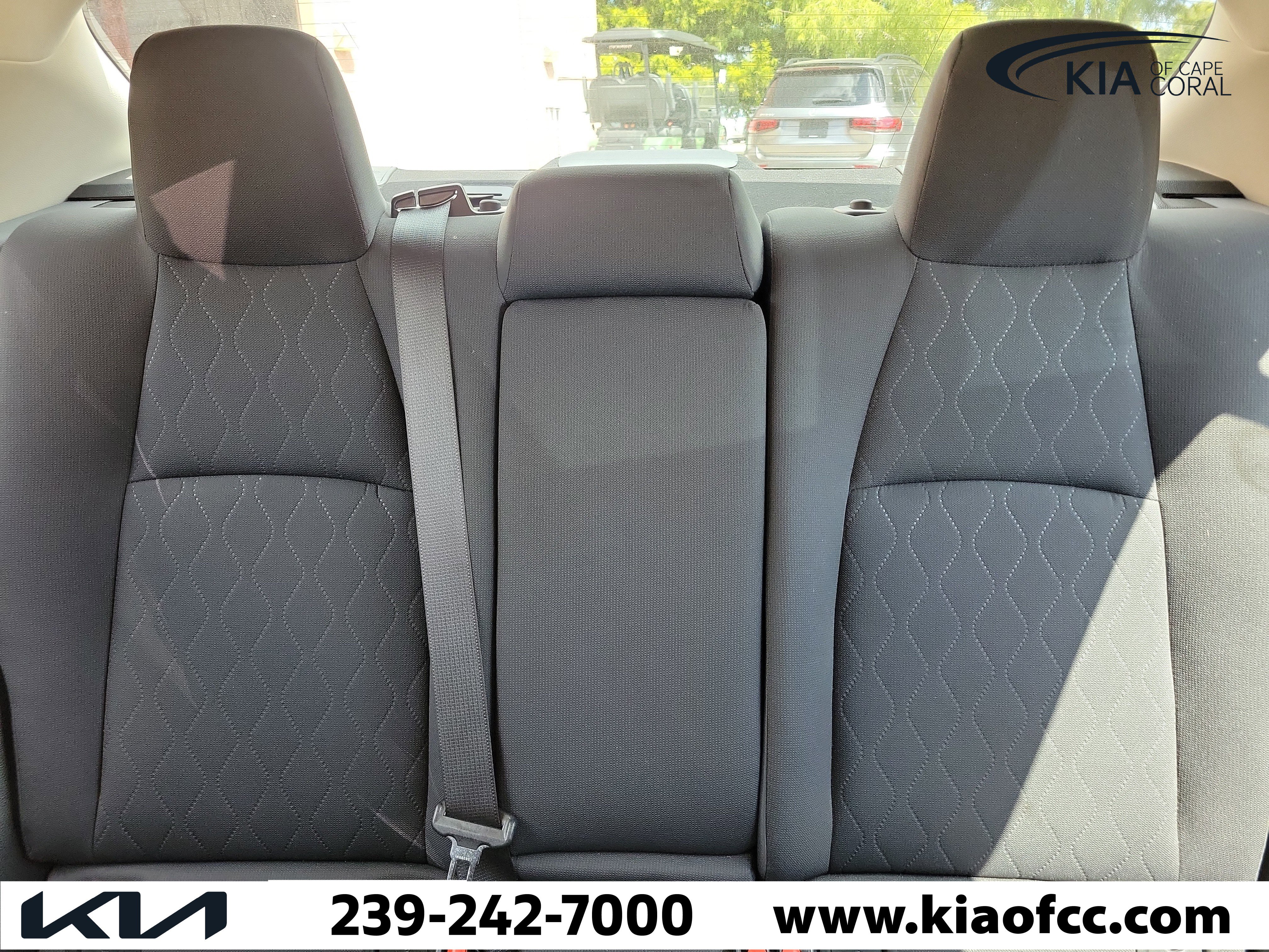 Used 2020 Toyota Corolla LE FWD image 8
