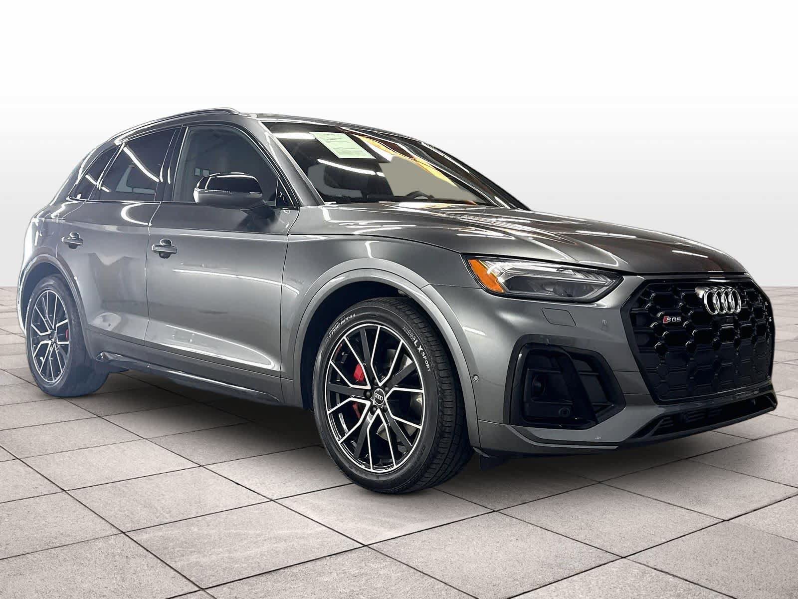 Used 2023 Audi SQ5 Prestige w/ Prestige Package AWD/4WD image 2