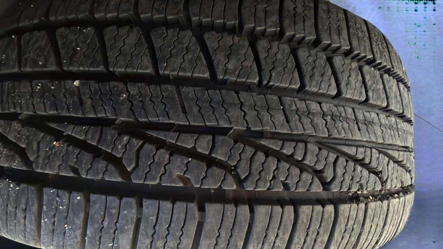Used 2016 Jeep Cherokee Limited image 24