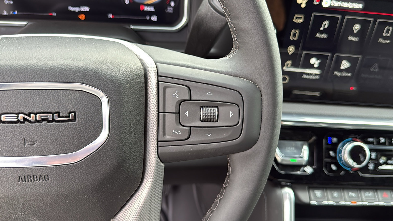 New 2026 GMC Sierra 2500 Denali w/ Denali Reserve Package image 12