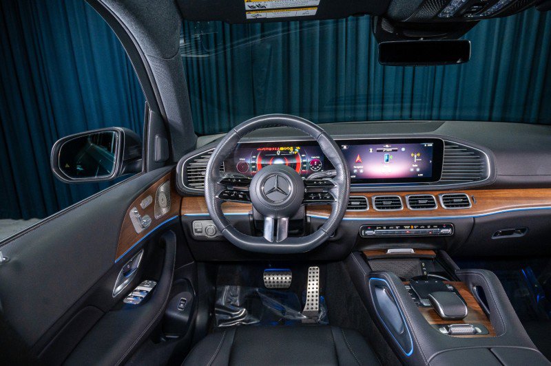 Certified 2025 Mercedes-Benz GLS 450 4MATIC image 15