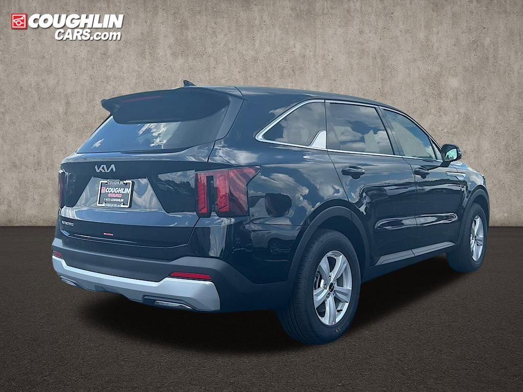 New 2025 Kia Sorento LX image 6