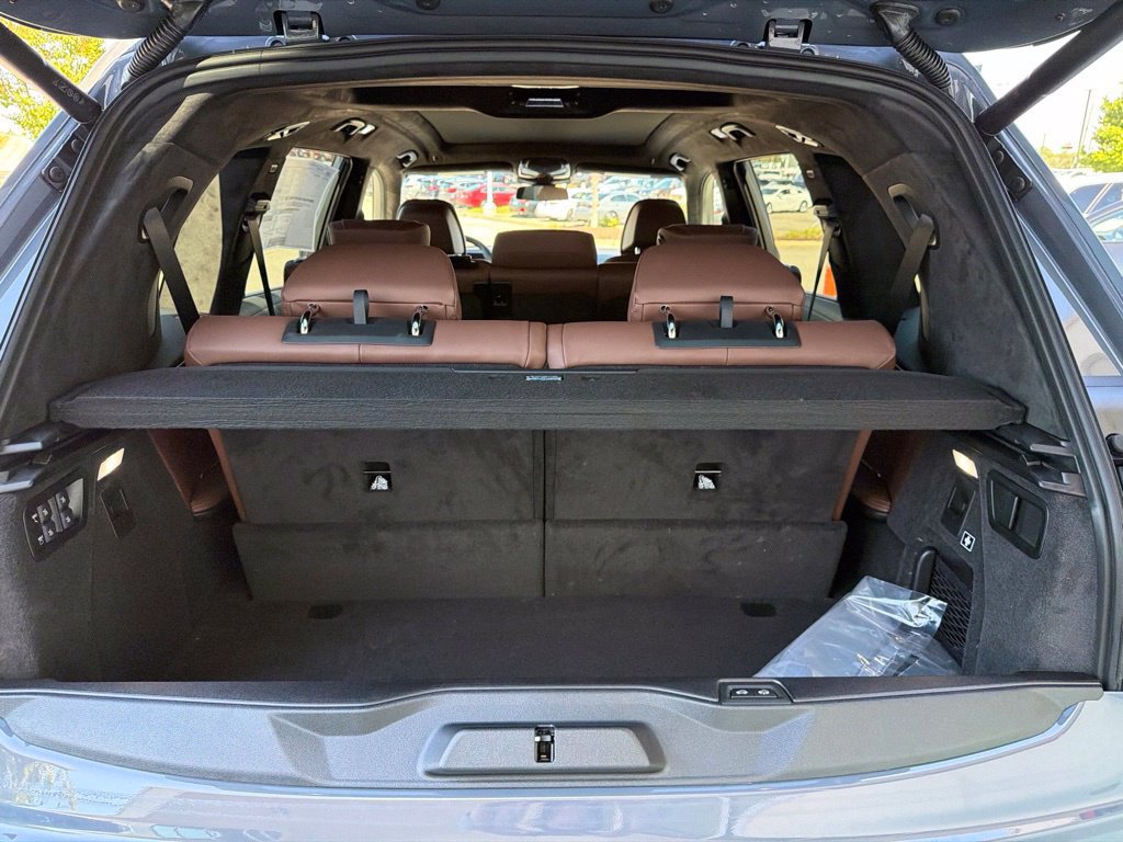 New 2027 BMW X7 xDrive40i AWD/4WD image 15