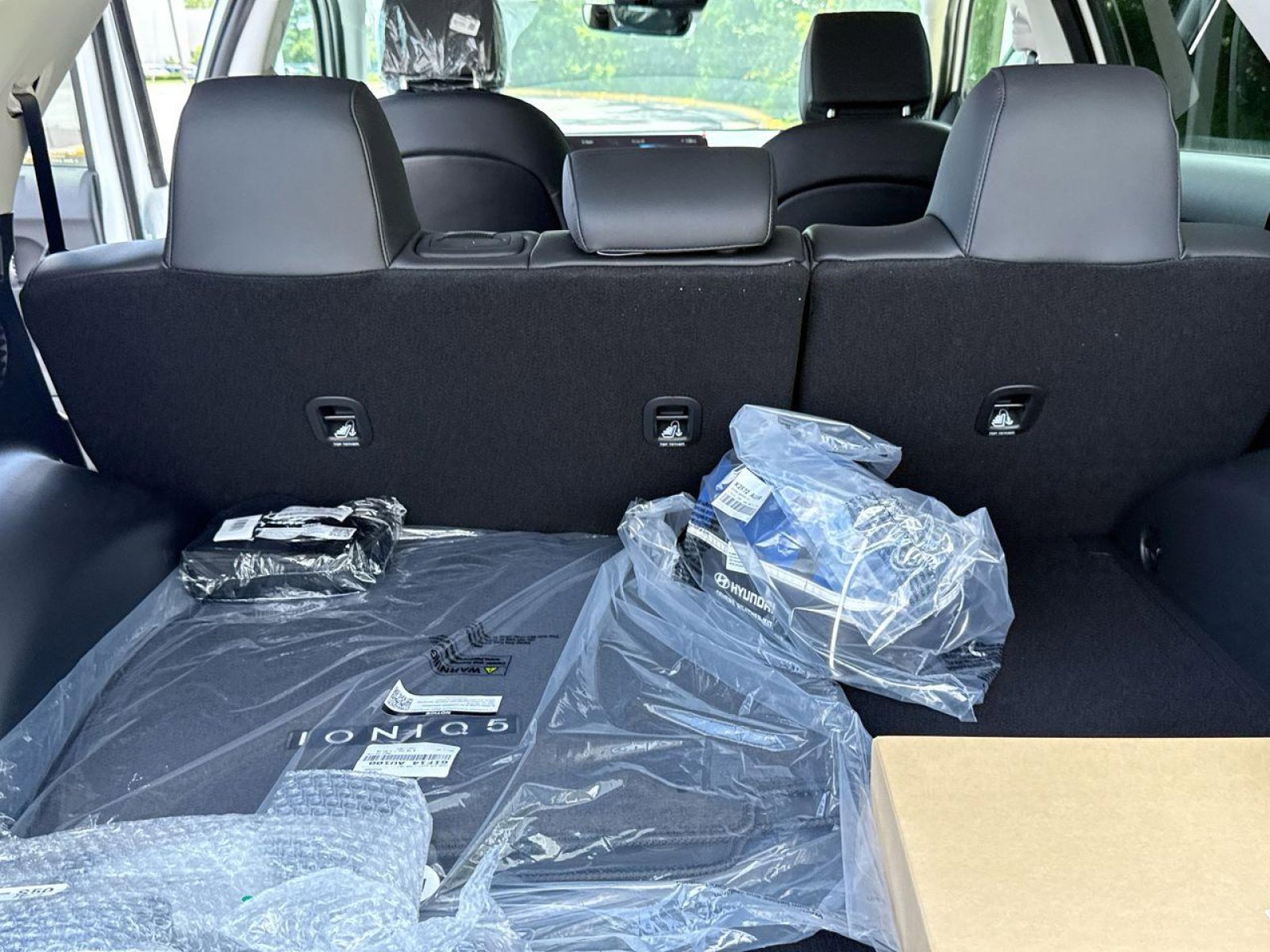 New 2025 Hyundai Ioniq 5 SEL image 24