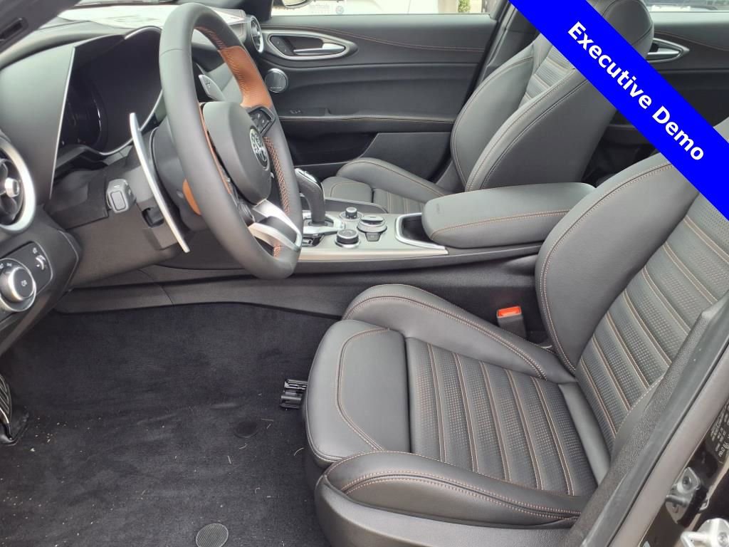 New 2025 Alfa Romeo Giulia w/ Driving Assist Package RWD image 14