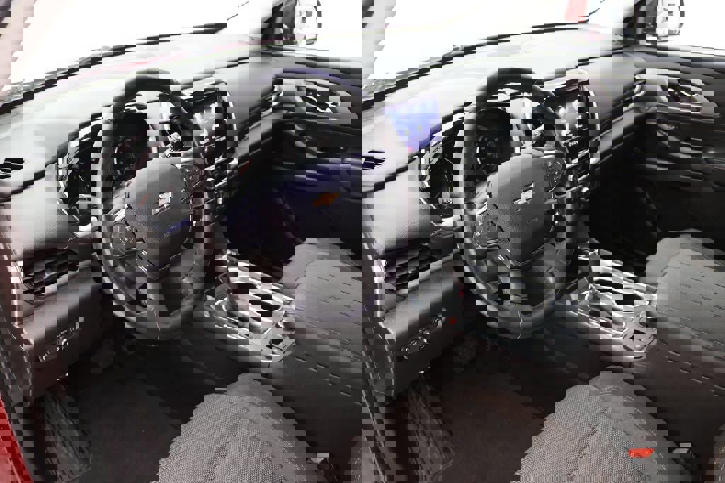 Used 2020 Chevrolet Traverse LT image 14