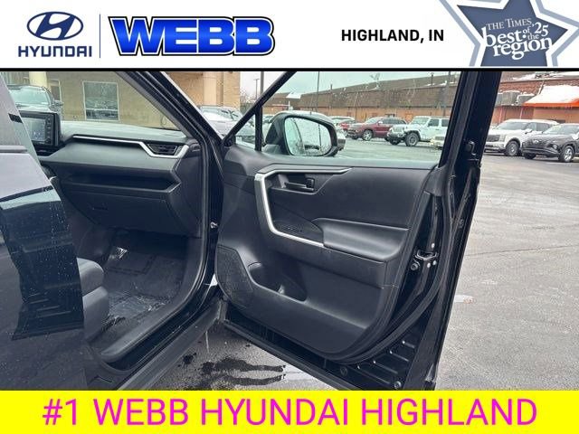 Used 2020 Toyota RAV4 LE w/ All Weather Liner Package image 24