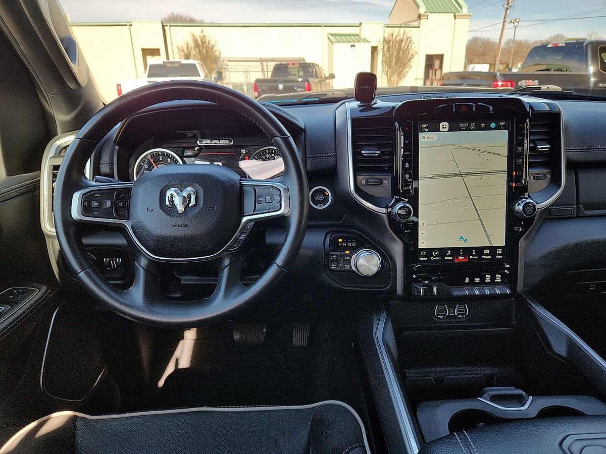 Used 2022 RAM 1500 Laramie w/ Sport Appearance Package AWD/4WD image 6