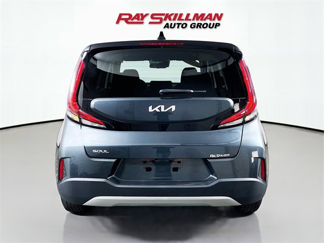 Used 2023 Kia Soul LX image 6