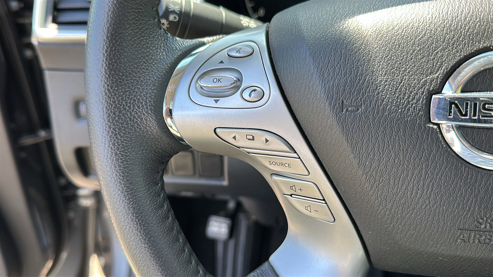 Used 2017 Nissan Murano SL w/ SL Technology Package AWD/4WD image 14