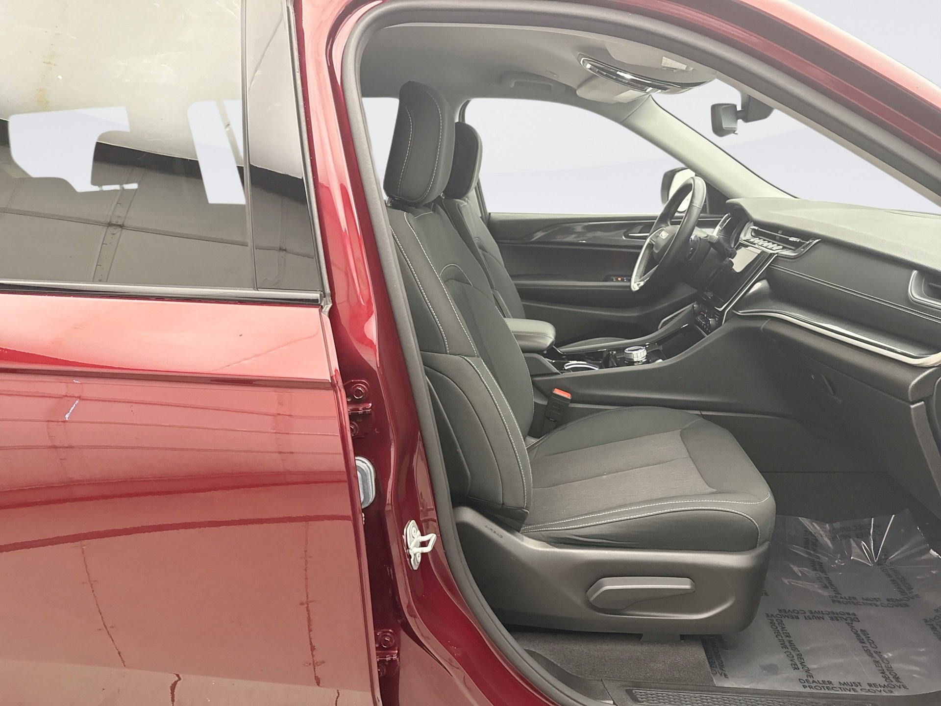 Used 2021 Jeep Grand Cherokee L Laredo w/ Luxury Tech Group I image 17