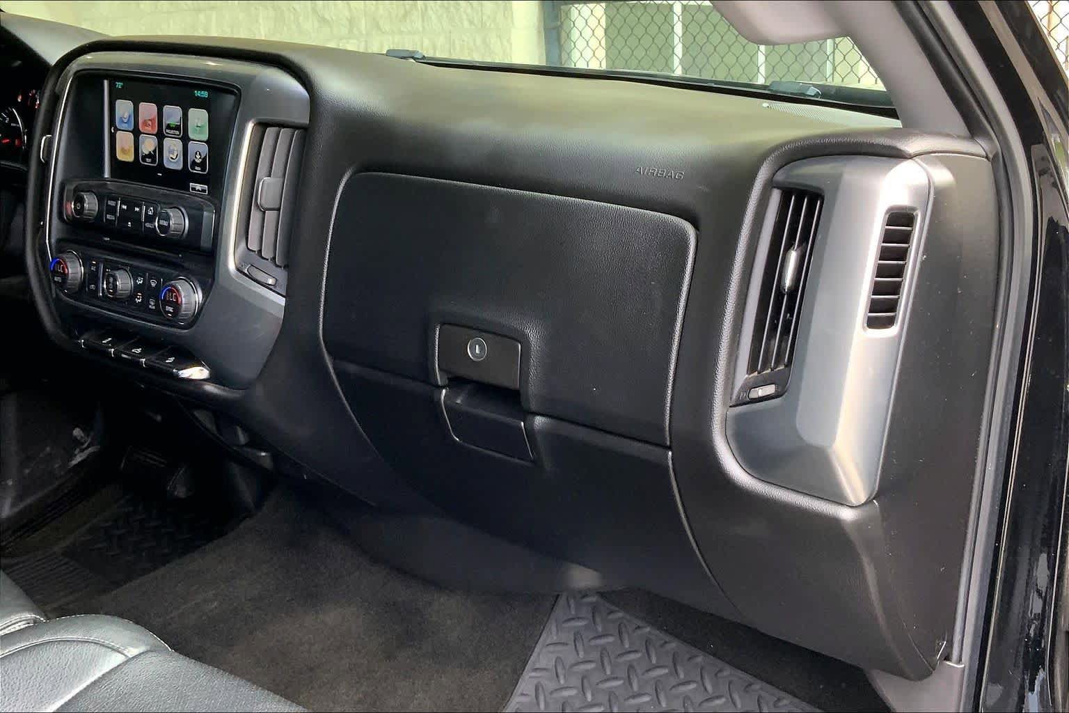 Used 2017 Chevrolet Silverado 1500 LT w/ All Star Edition AWD/4WD image 18