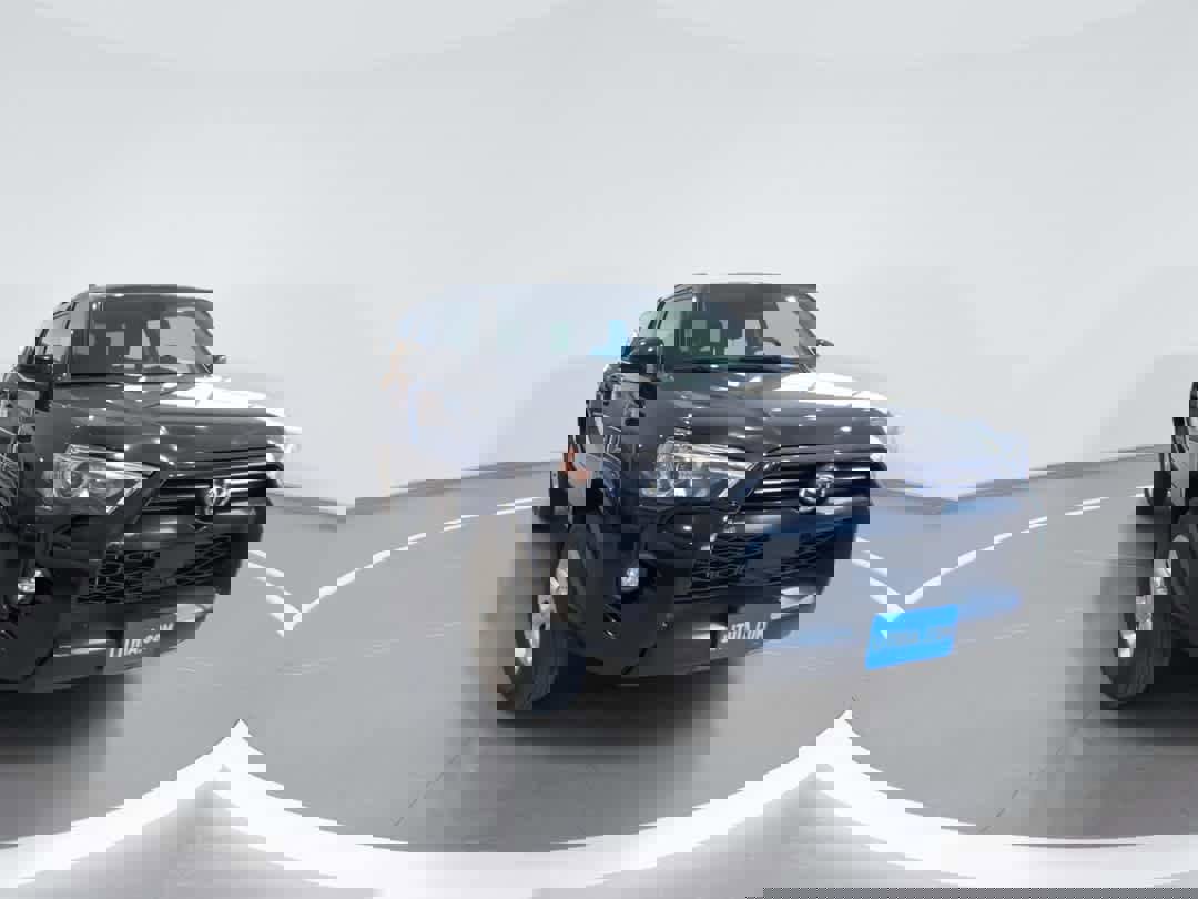 Used 2024 Toyota 4Runner SR5 AWD/4WD image 3