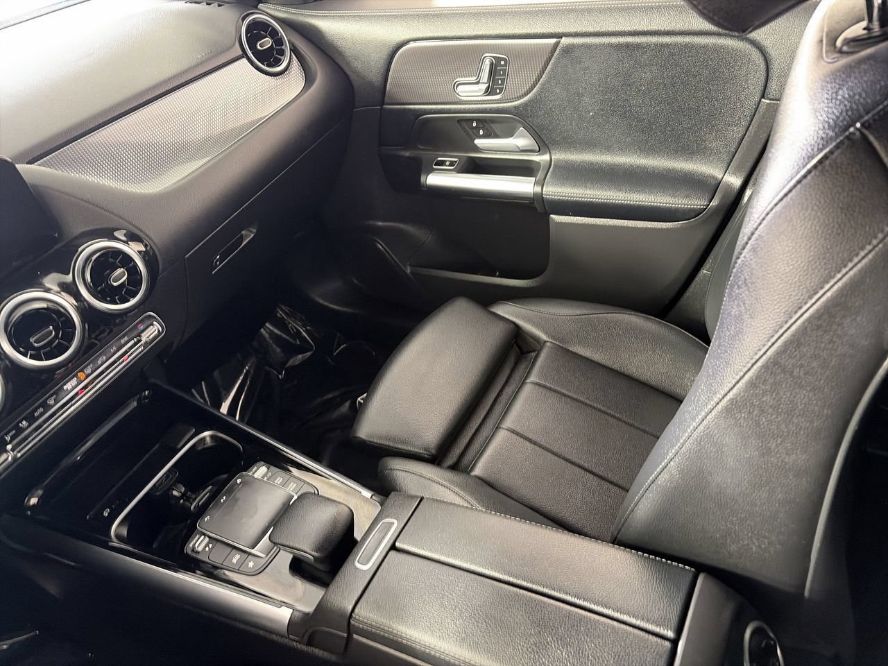 Used 2021 Mercedes-Benz GLA 250 image 21