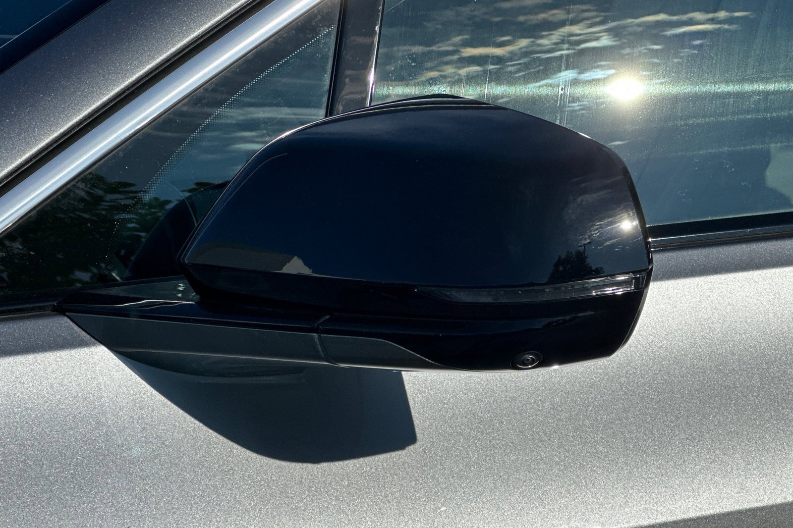 Certified 2025 Cadillac Lyriq Luxury image 48