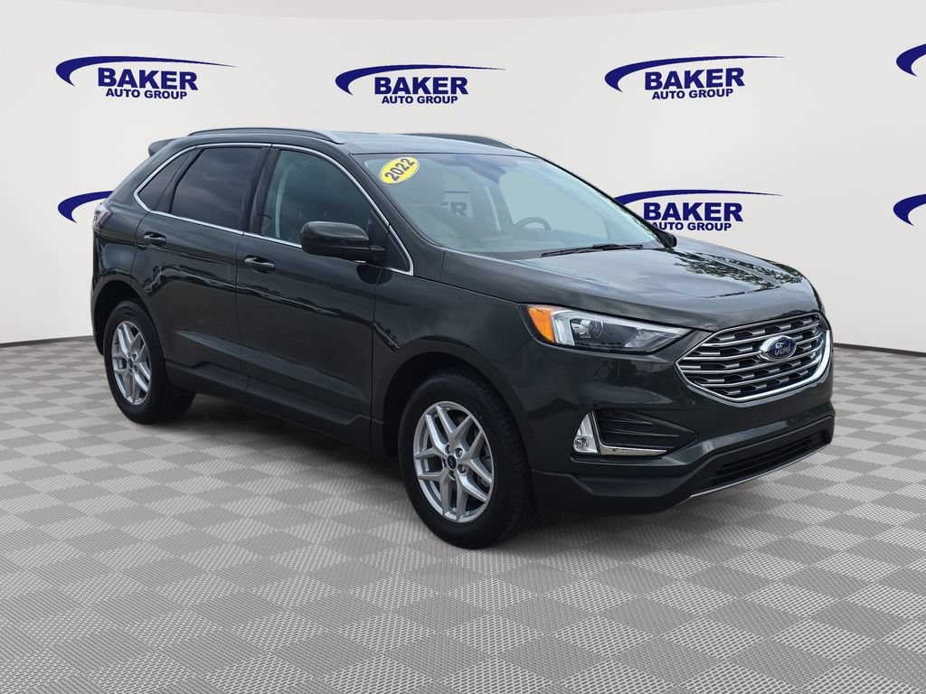 Used 2022 Ford Edge SEL w/ Convenience Package AWD/4WD image 3
