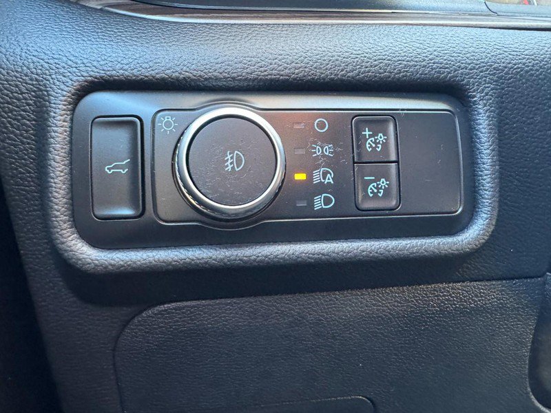 Used 2020 Ford Explorer Limited w/ Class III Trailer Tow Package image 22