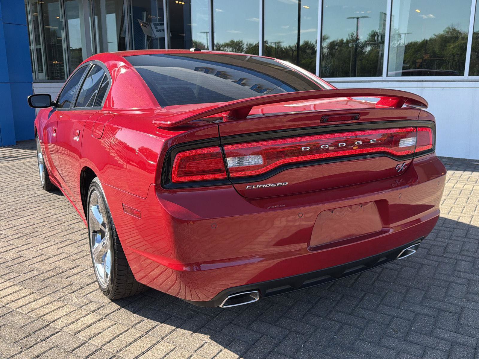 Used 2012 Dodge Charger R/T RWD image 3