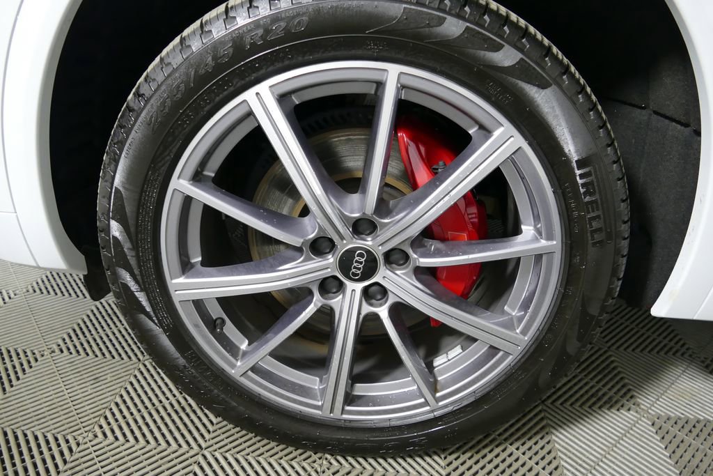 Used 2025 Audi SQ5 Premium Plus w/ Premium Plus Package image 27
