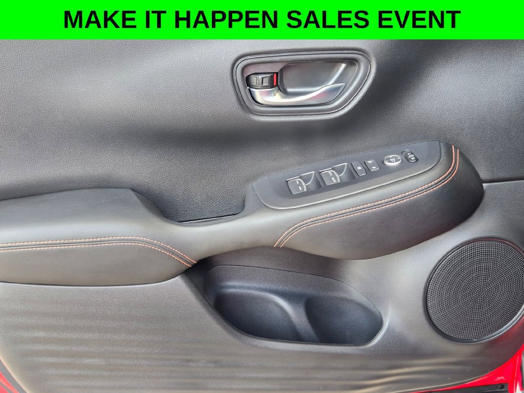 Used 2025 Honda HR-V Sport image 11