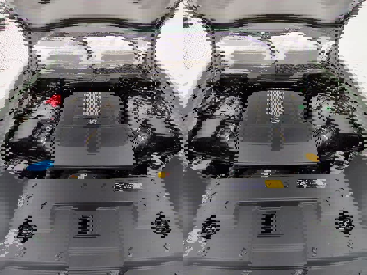 New 2026 Land Rover Defender 110 X-Dynamic SE image 32