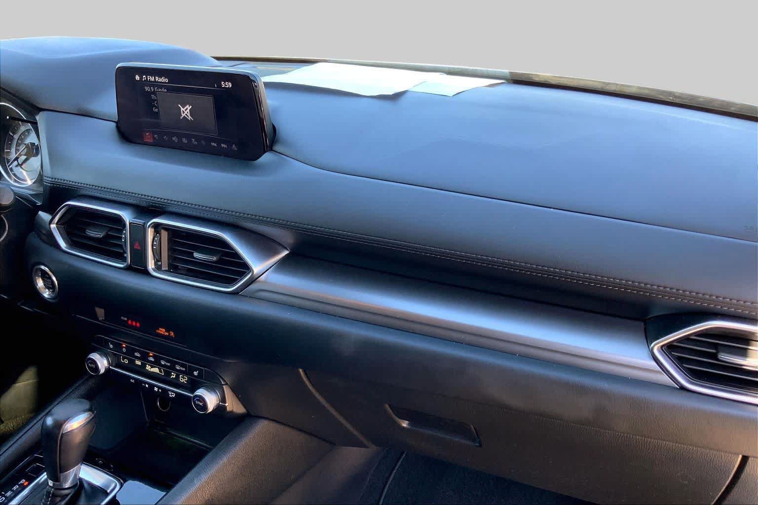 Used 2020 MAZDA CX-5 Touring FWD image 17