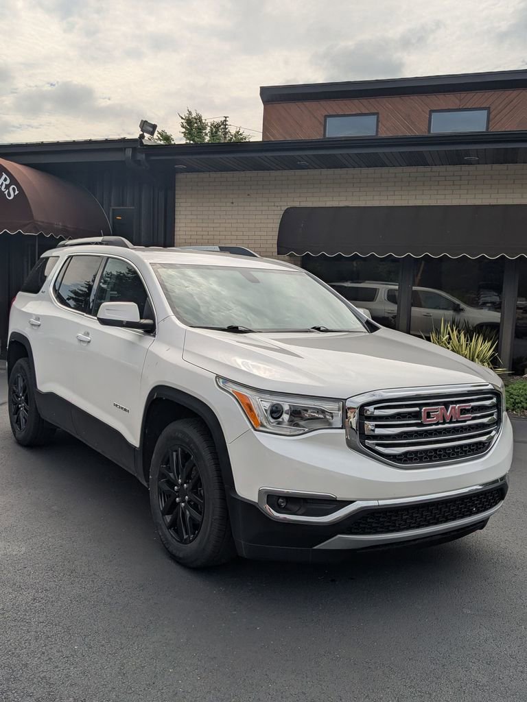 Used 2019 GMC Acadia SLT image 3