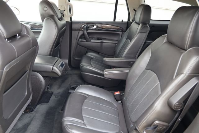 Used 2017 Buick Enclave Leather image 13