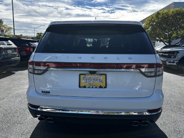 Certified 2024 Lincoln Aviator AWD w/ Elements Package image 6