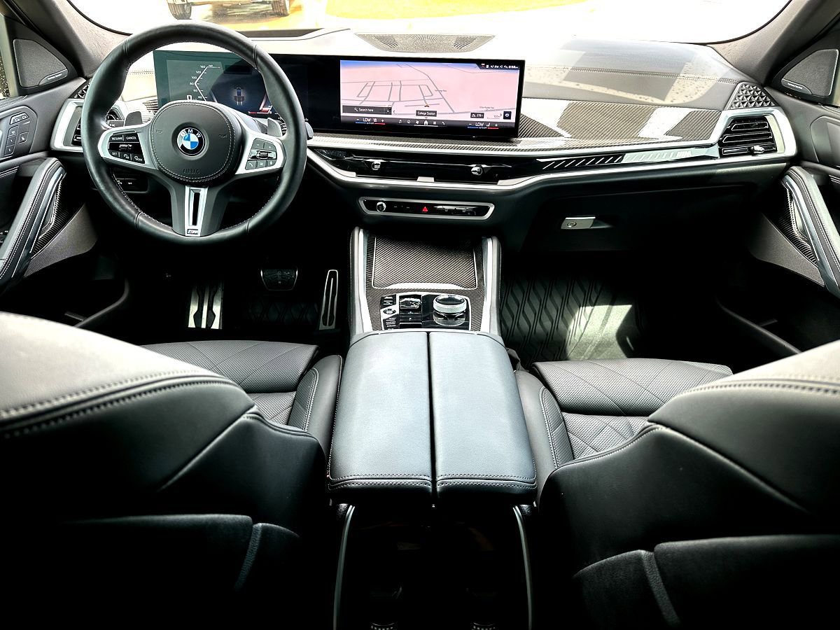 Certified 2024 BMW X6 M60i image 31