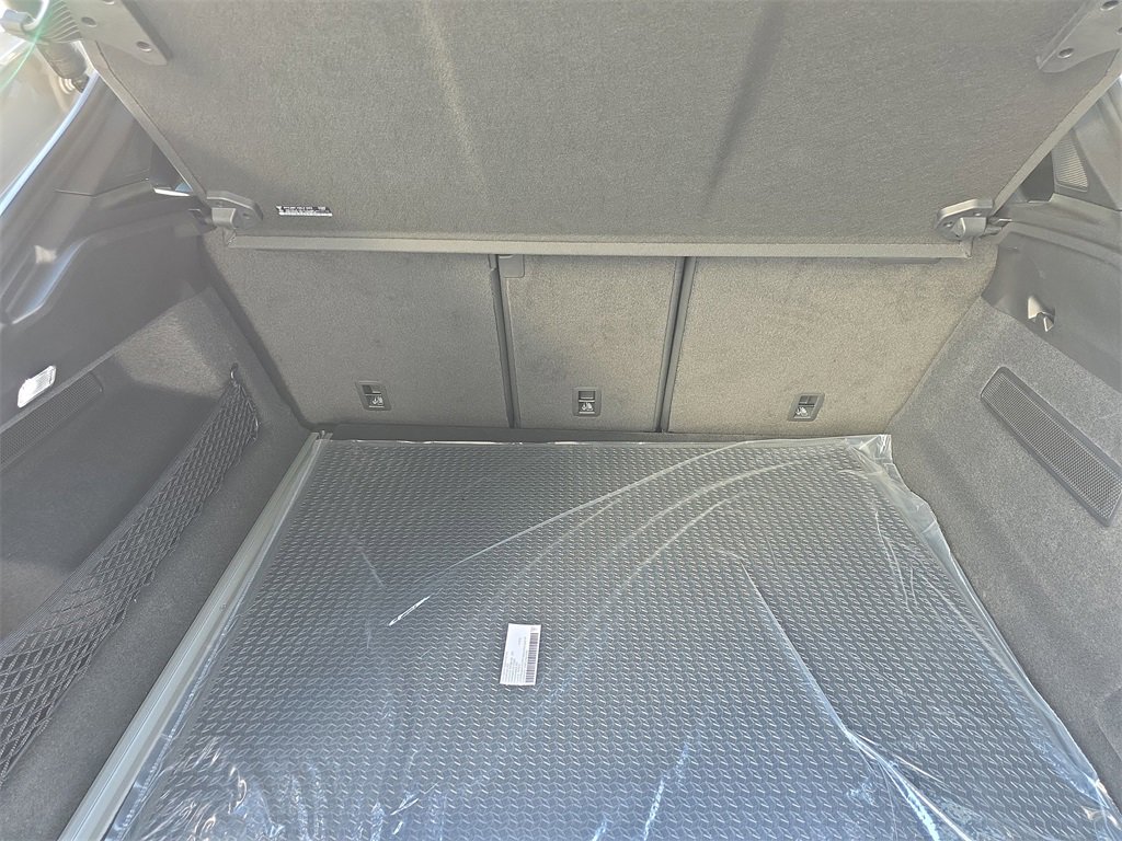 New 2026 Porsche Cayenne Coupe image 17