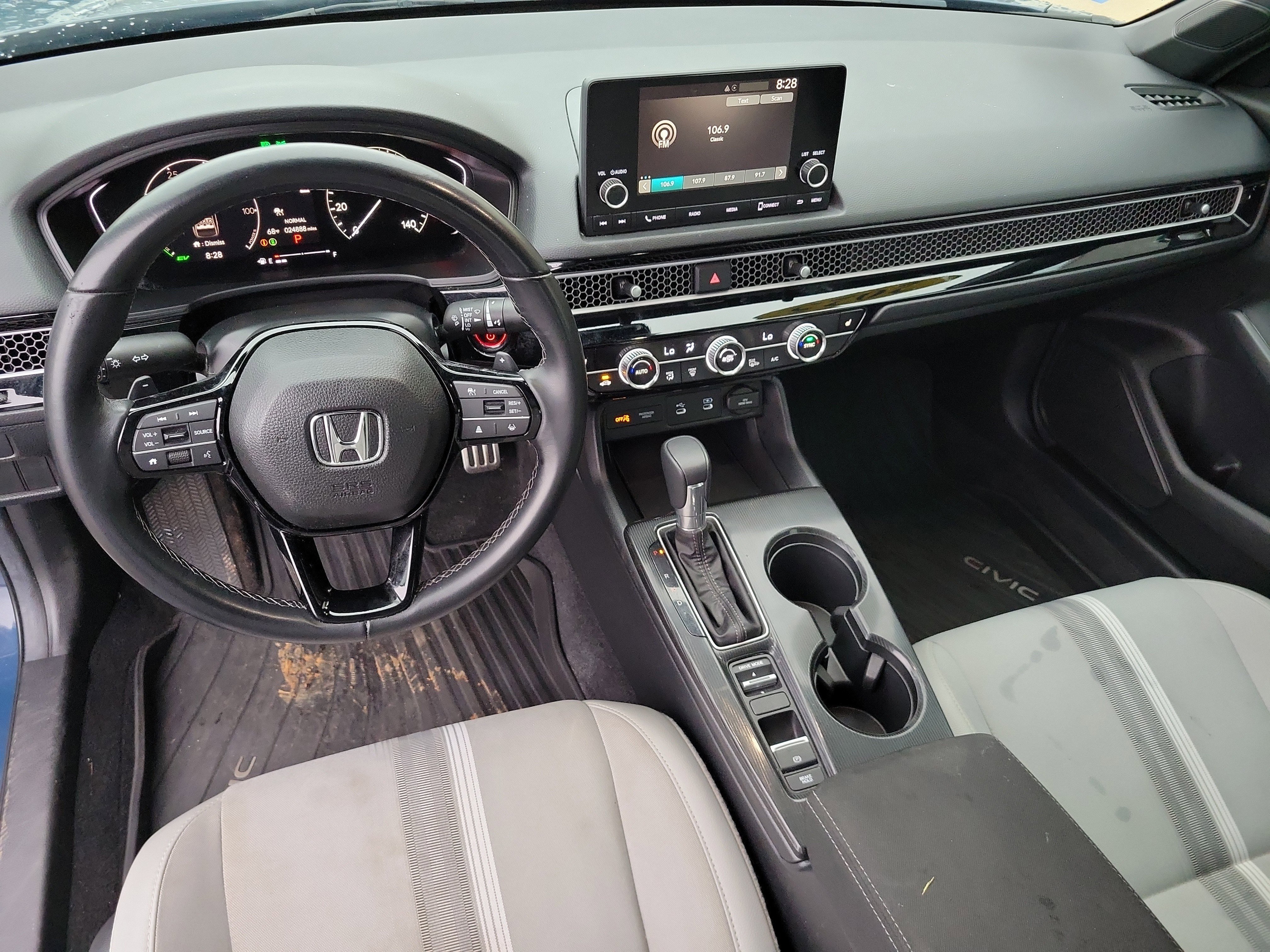 Used 2025 Honda Civic Sport image 14