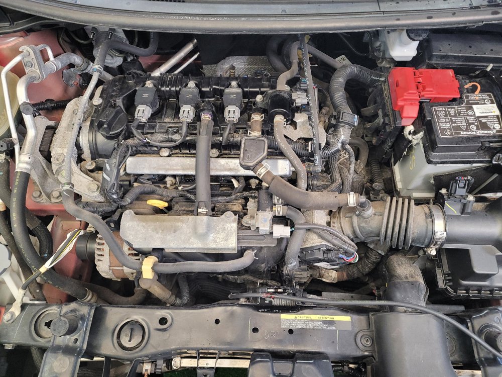 Used 2021 Nissan Versa SV FWD image 30
