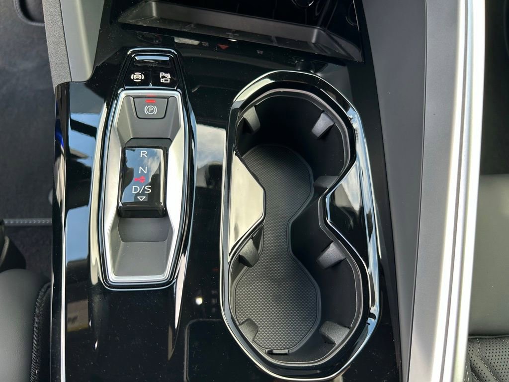 New 2025 Audi SQ5 Premium Plus image 95