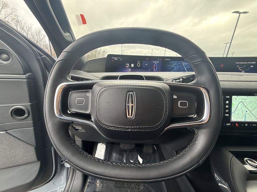 Used 2025 Lincoln Navigator L Reserve w/ Jet Appearance Package image 14