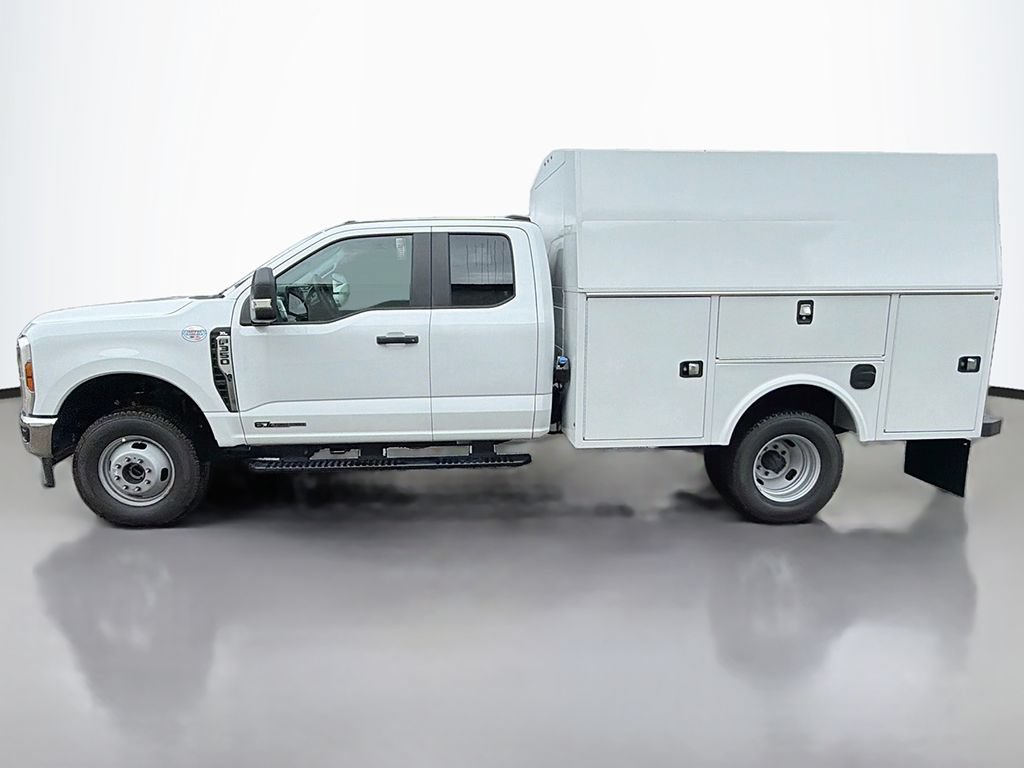 New 2026 Ford F350 XL w/ XL Chrome Package AWD/4WD image 9