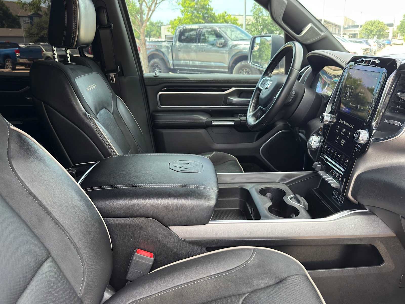 Used 2020 RAM 1500 Laramie w/ Sport Appearance Package AWD/4WD image 30