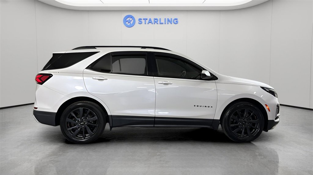 Used 2022 Chevrolet Equinox RS image 11