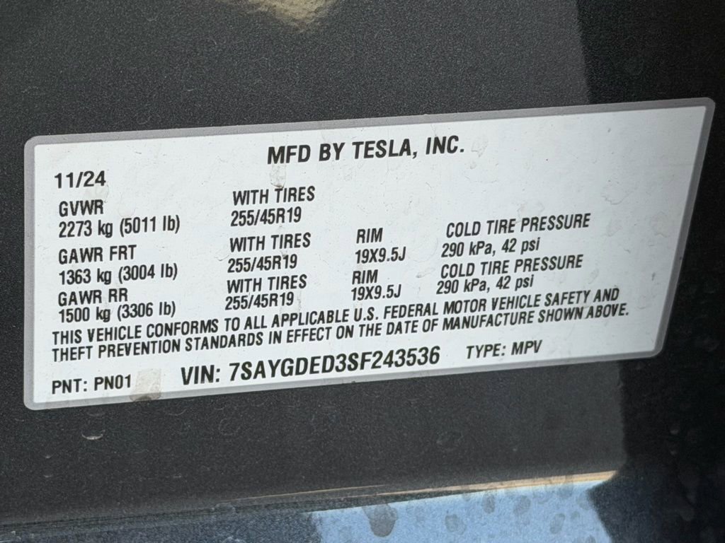 Used 2025 Tesla Model Y Long Range image 30