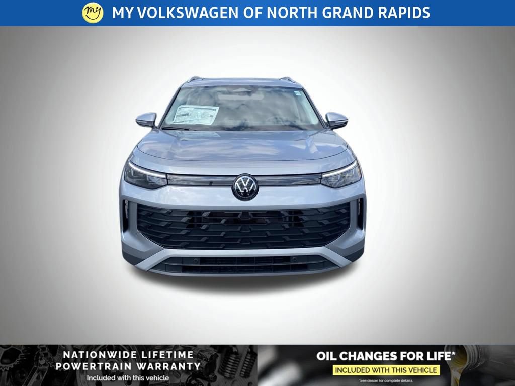 New 2026 Volkswagen Tiguan SE AWD/4WD image 2