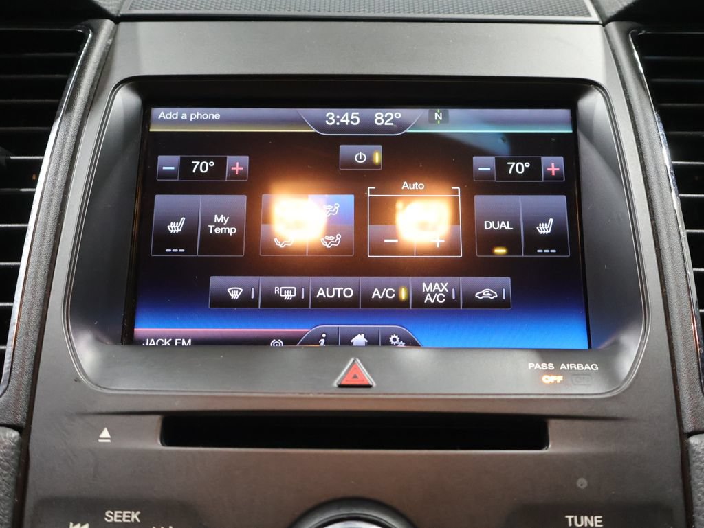 Used 2014 Ford Taurus SEL w/ Equipment Group 201A FWD image 29