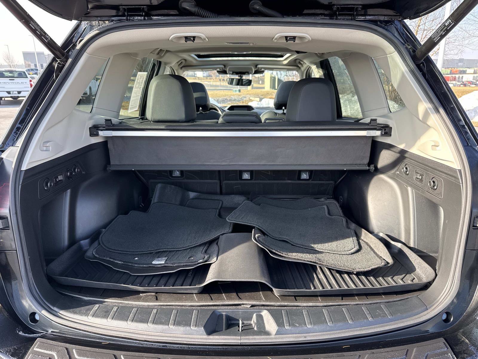 Used 2023 Subaru Forester Limited image 21