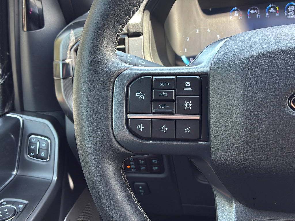 Used 2025 Ford F150 Lariat w/ Equipment Group 501A Mid AWD/4WD image 25