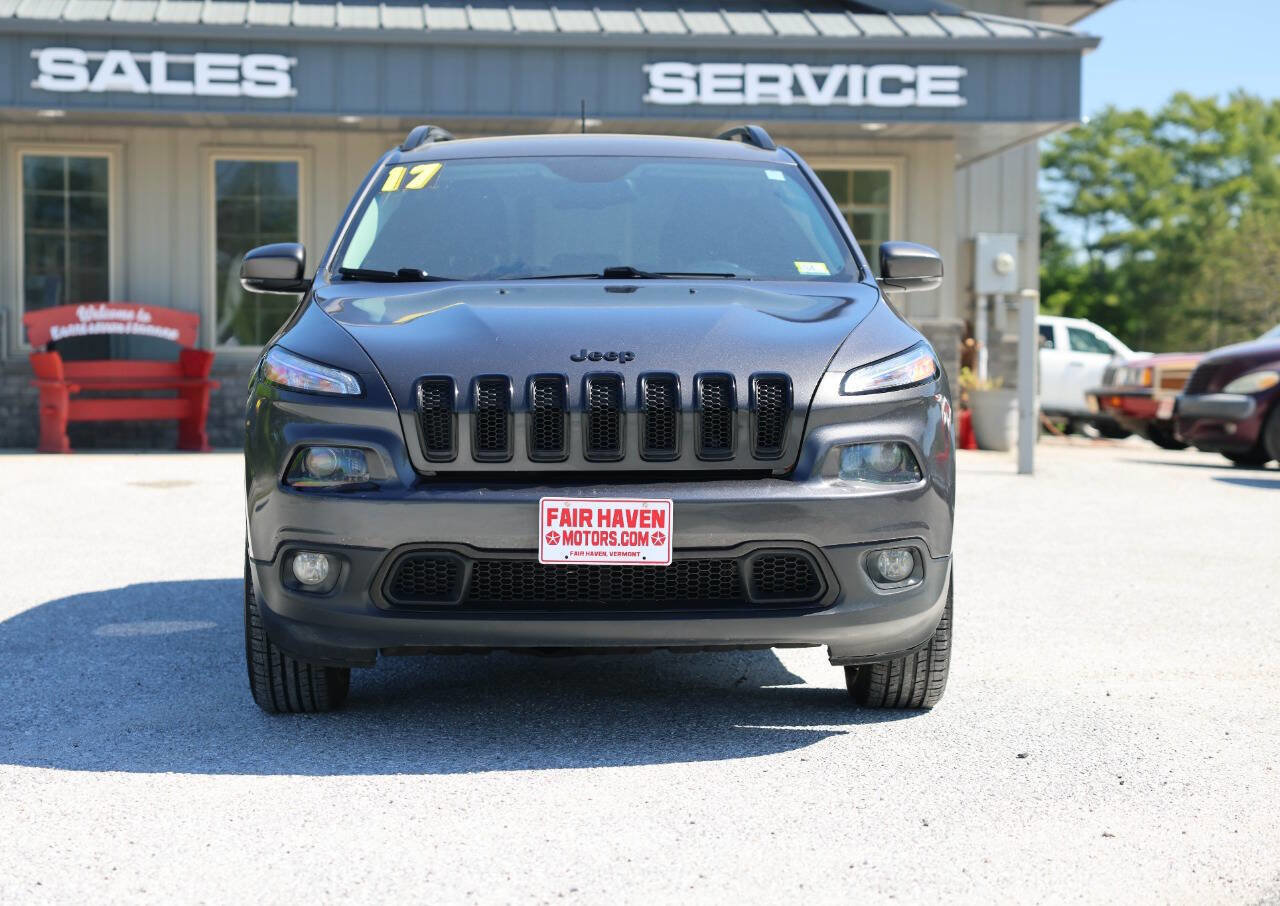 Used 2017 Jeep Cherokee High Altitude AWD/4WD image 8
