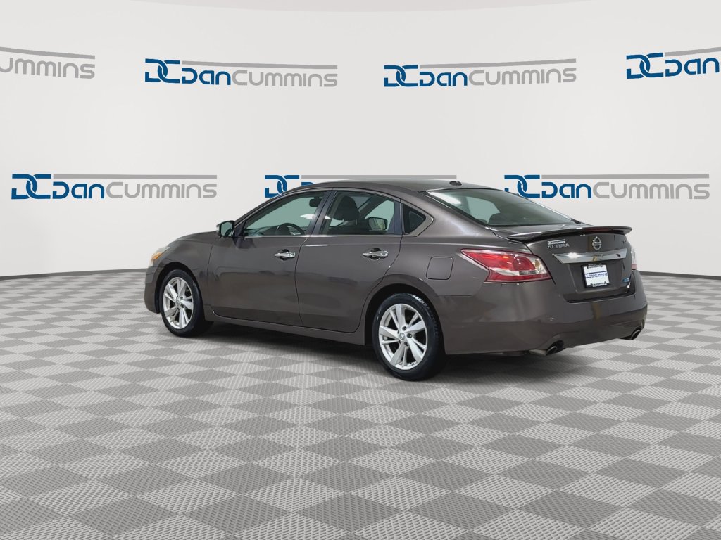 Used 2013 Nissan Altima 2.5 SV w/ 2.5SV Convenience Pkg FWD image 6