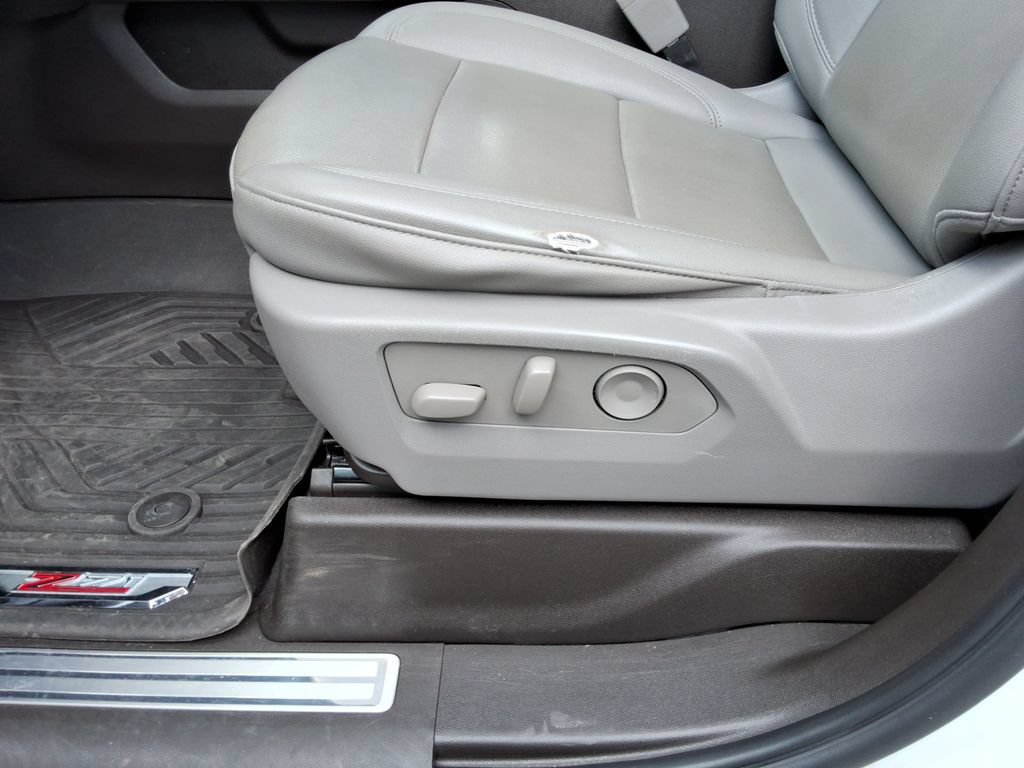 Certified 2024 Chevrolet Silverado 2500 LTZ w/ LTZ Premium Package AWD/4WD image 26